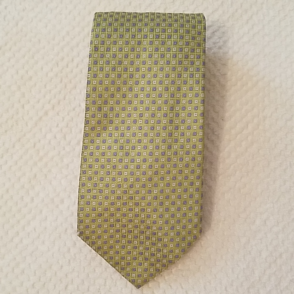 Banana Republic 100% Silk Tie. Brand NWOT.